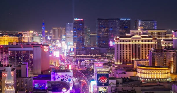 Baccarat betting layout and payout odds